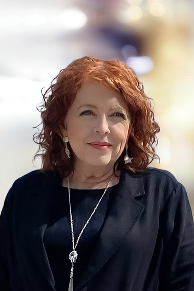 Portrait of Noreen Scalice, REALTOR® | SRES® | CFSP | NRLUX.